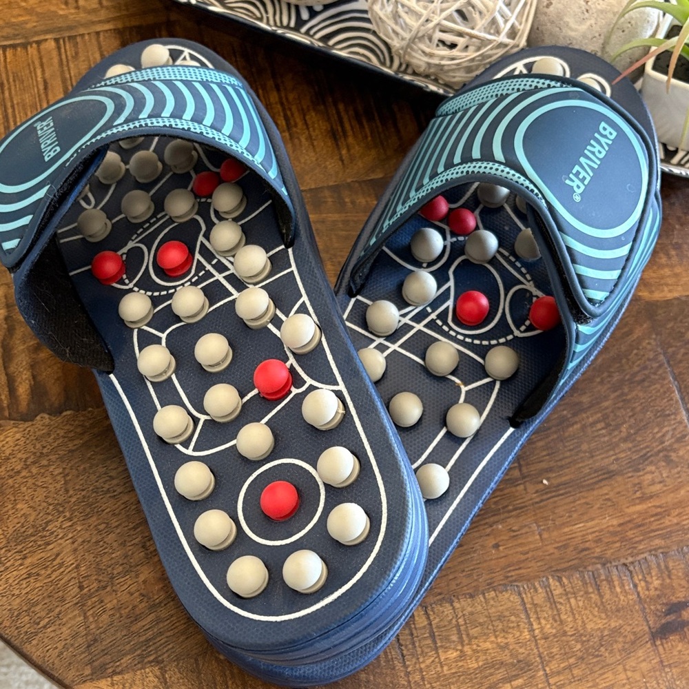 Byriver Navy and Teal Acupressure Slippers